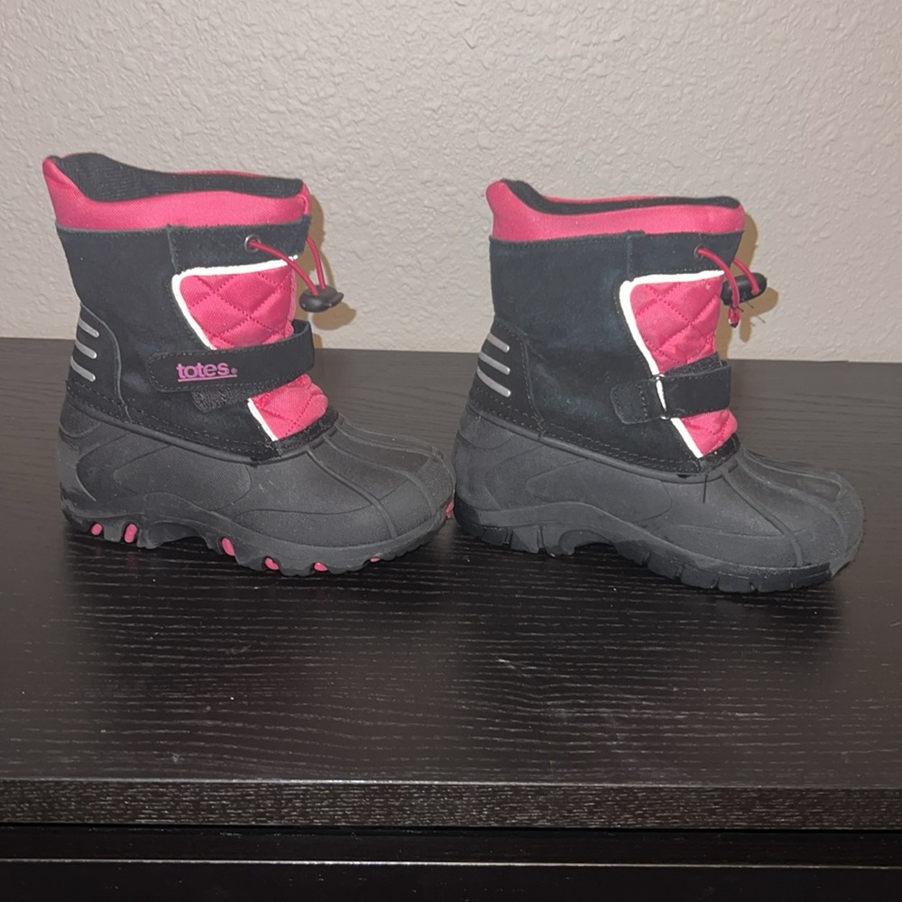 Totes Tammy Girls' Winter Pink Black‎ Boots Size 11 Waterproof Rain Boot EUC - Picture 3 of 9